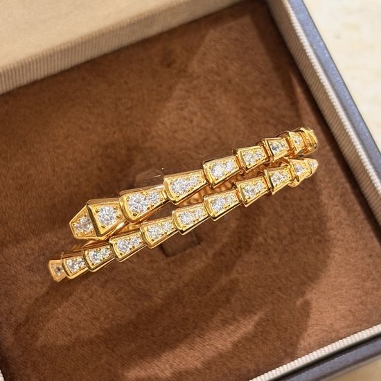 Bvlgari Sparkling Full Diamond Snake Bangle