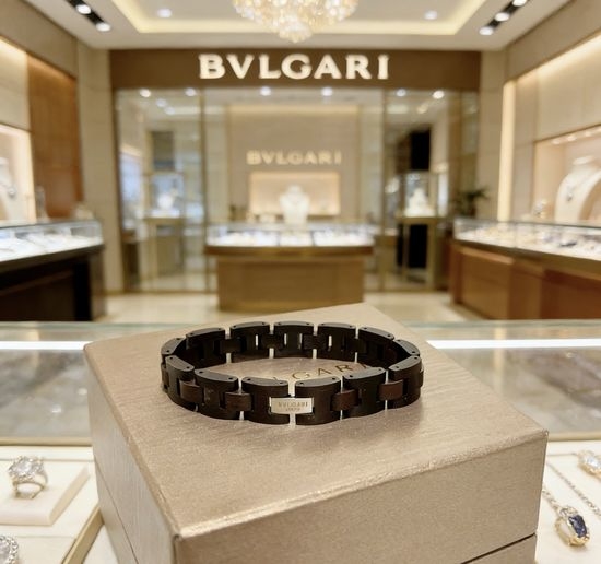 Bvlgari Elegant Wood Classic Design Bracelet