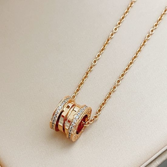 Bvlgari Rose Gold Spring Edge Diamond Necklace