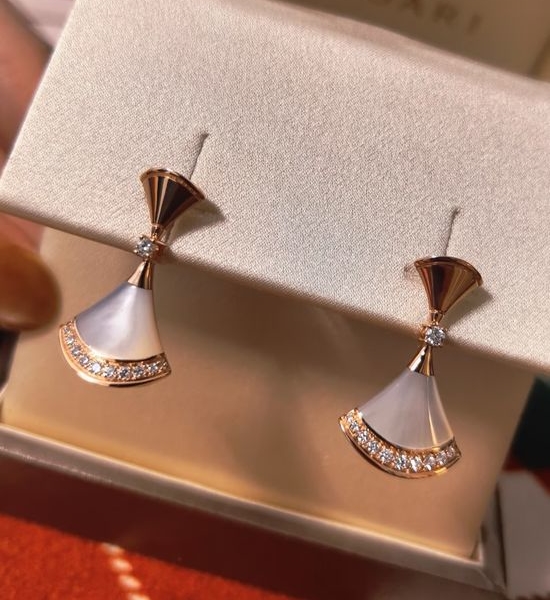 Bvlgari White Shell Fan Shape Stud Earrings