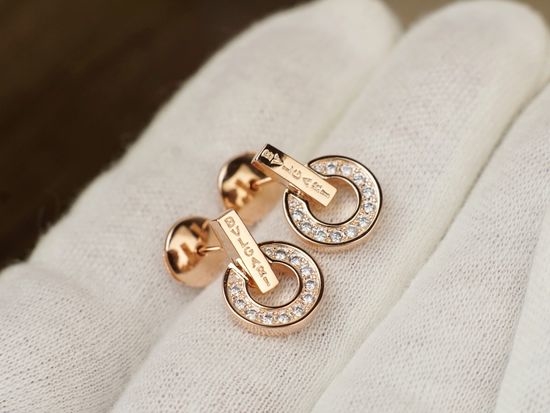 Bvlgari Disc Diamond Inlaid Stud Earrings Fine Craftsmanship